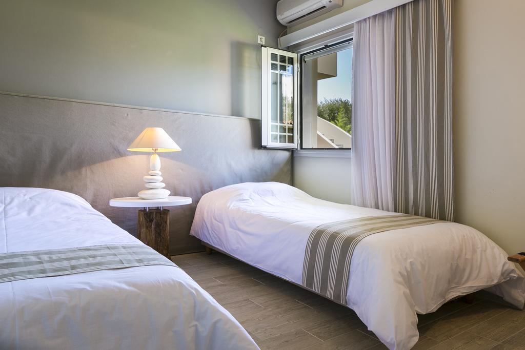 Olive Grove Studios & Apartments Свороната Экстерьер фото