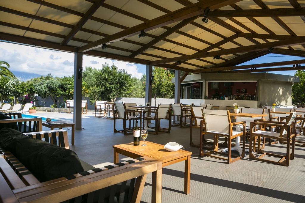 Olive Grove Studios & Apartments Свороната Экстерьер фото