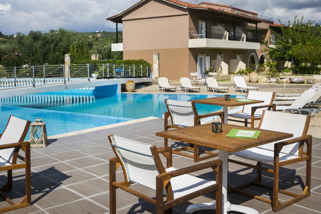 Olive Grove Studios & Apartments Свороната Экстерьер фото