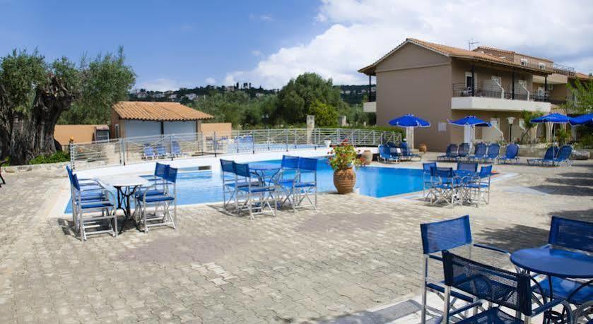 Olive Grove Studios & Apartments Свороната Экстерьер фото