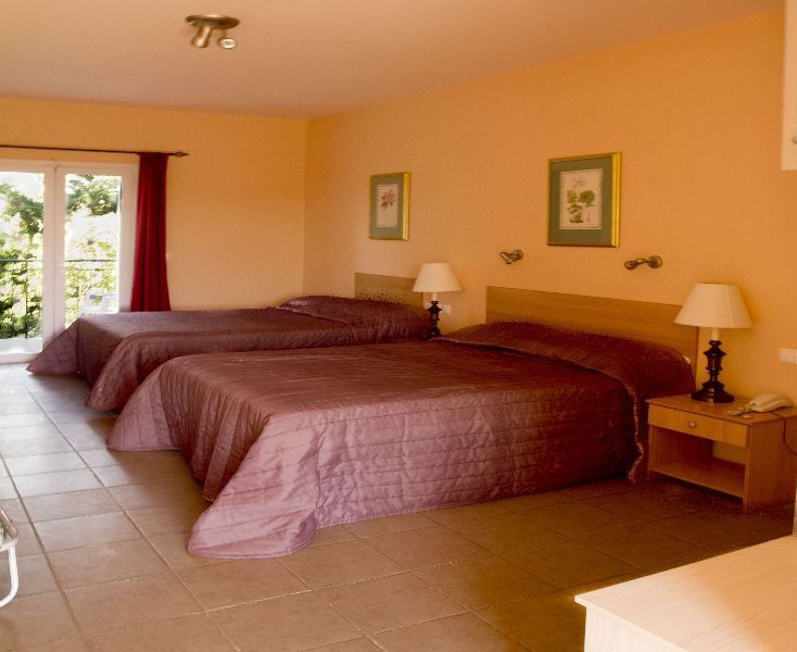 Olive Grove Studios & Apartments Свороната Экстерьер фото