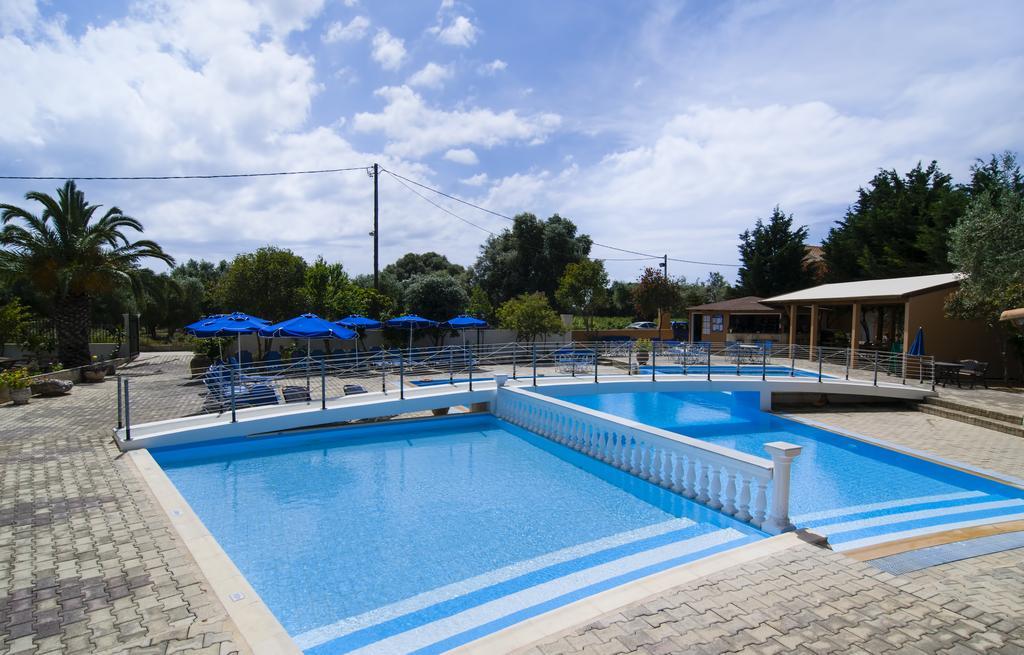 Olive Grove Studios & Apartments Свороната Экстерьер фото