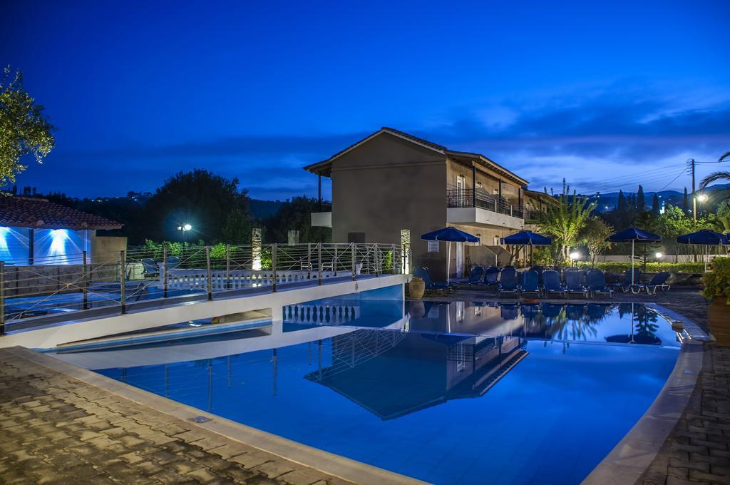 Olive Grove Studios & Apartments Свороната Экстерьер фото